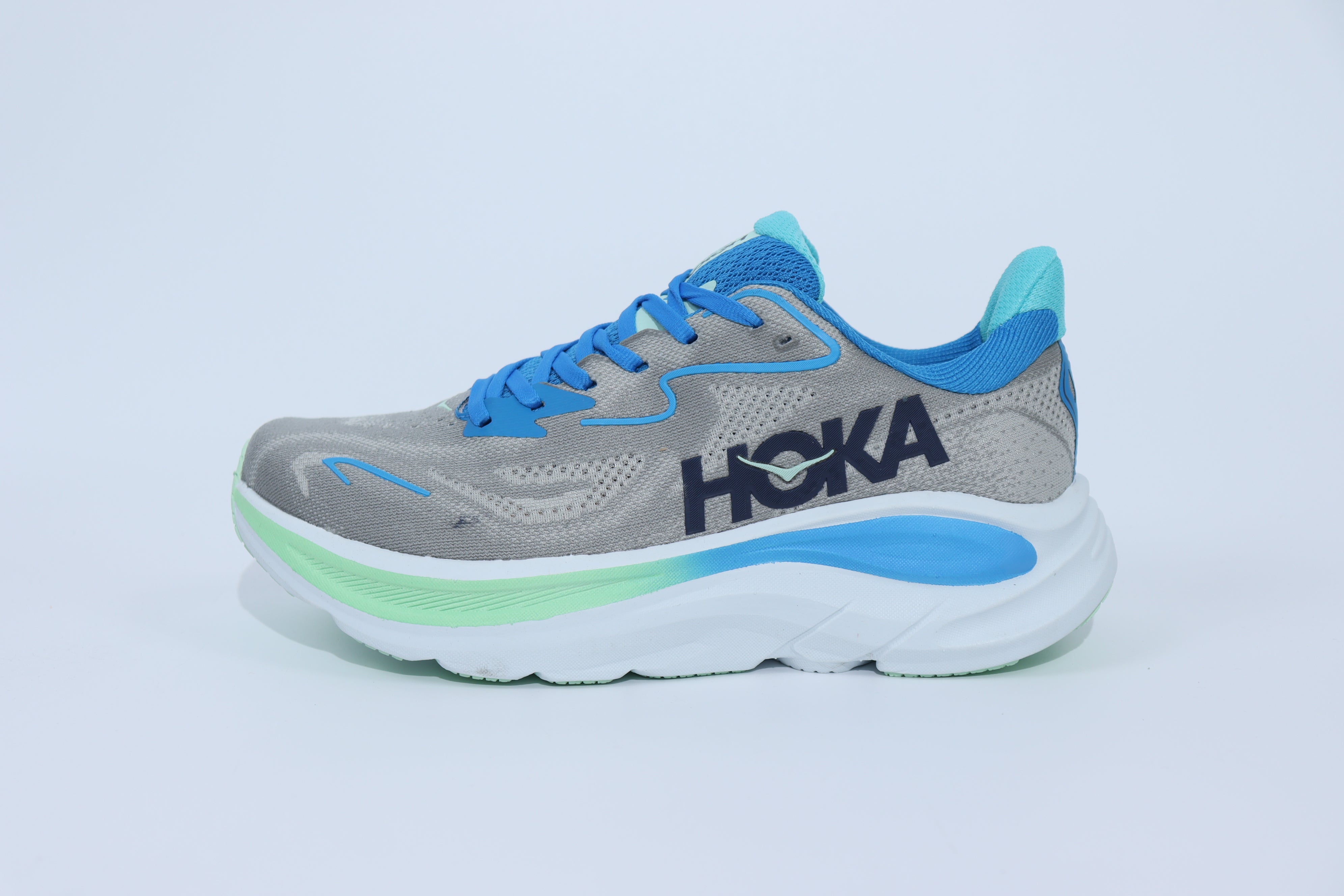Clifton 10 Road Running Shoes